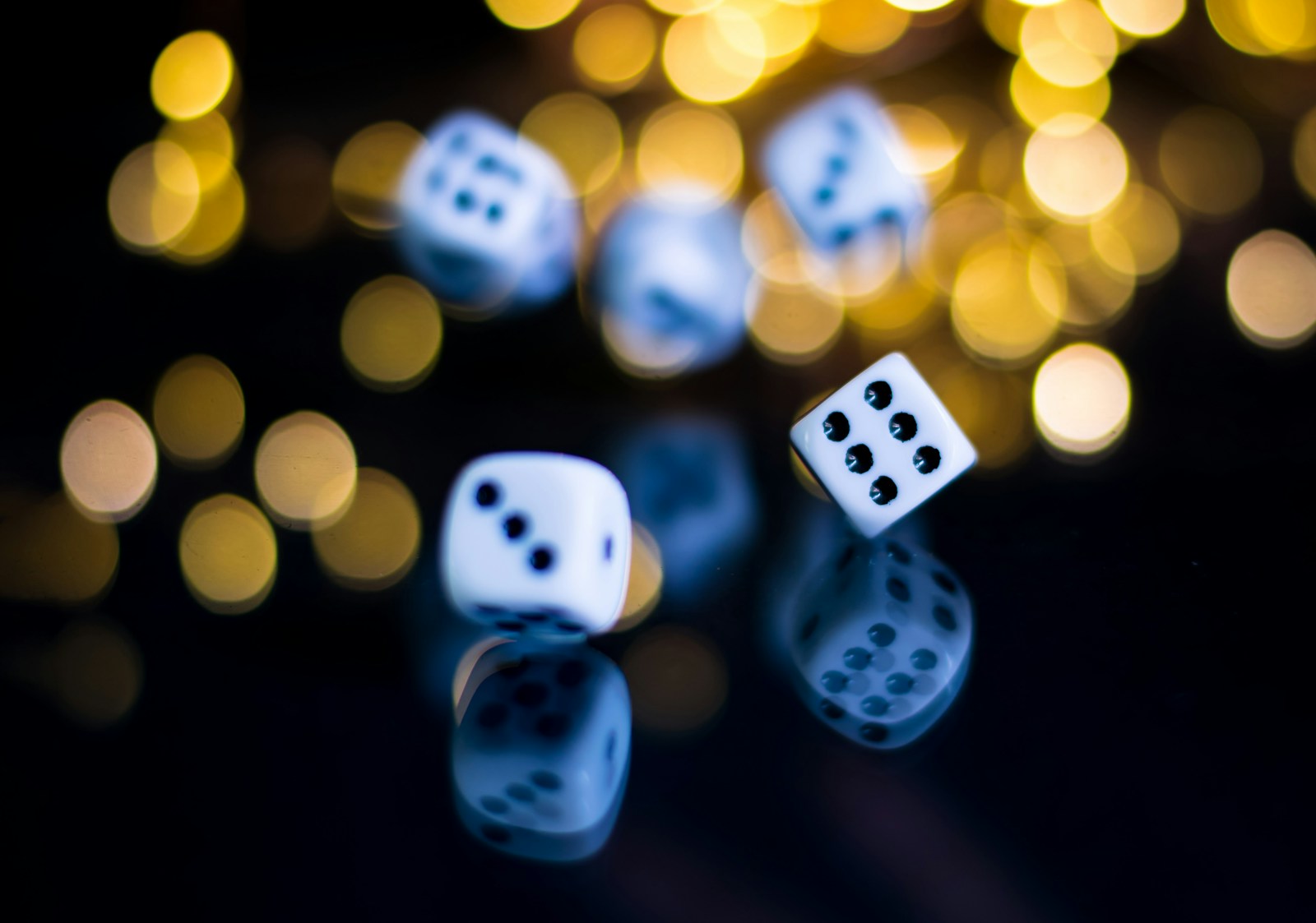 How Online Casinos are Changing the Gambling Game