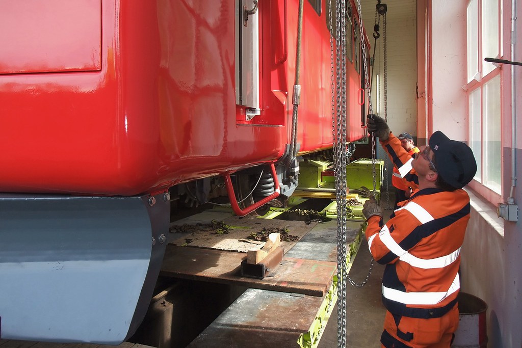 Beyond Power: Air Hoists Transforming Industrial Lifting