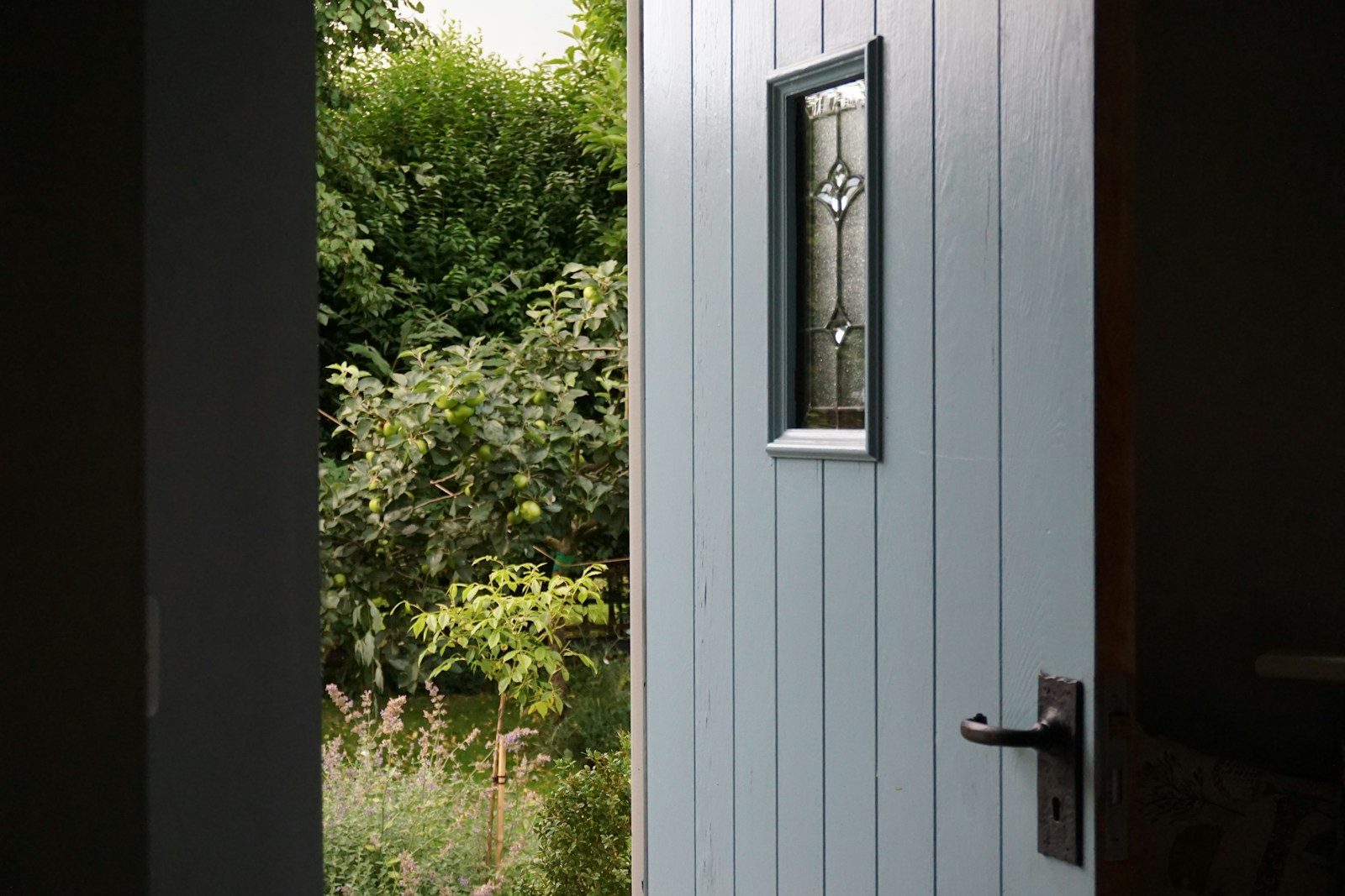 Choosing the Perfect Composite Door Style for Your Manchester Terrace